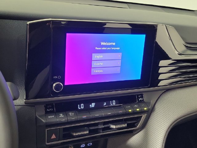 Used 2026 Toyota Camry SE w/ Convenience Package FWD image 28