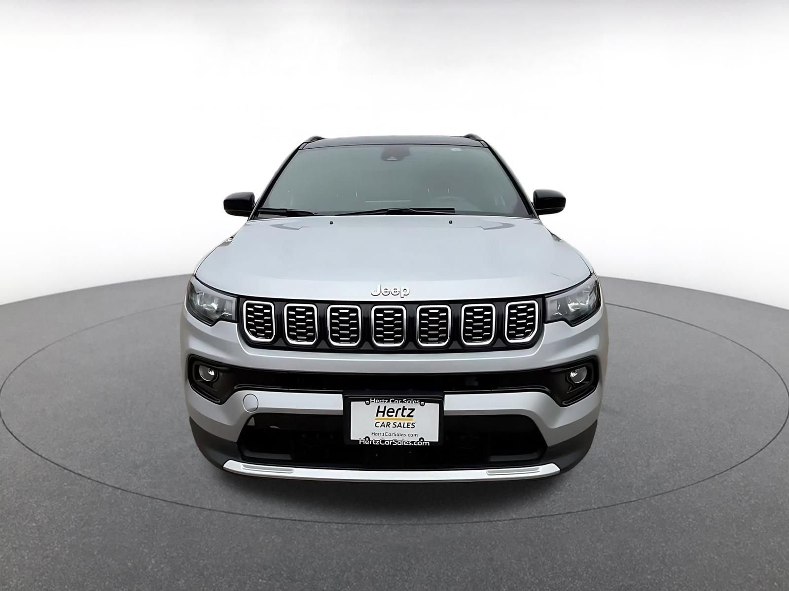 Used 2025 Jeep Compass Limited AWD/4WD image 6