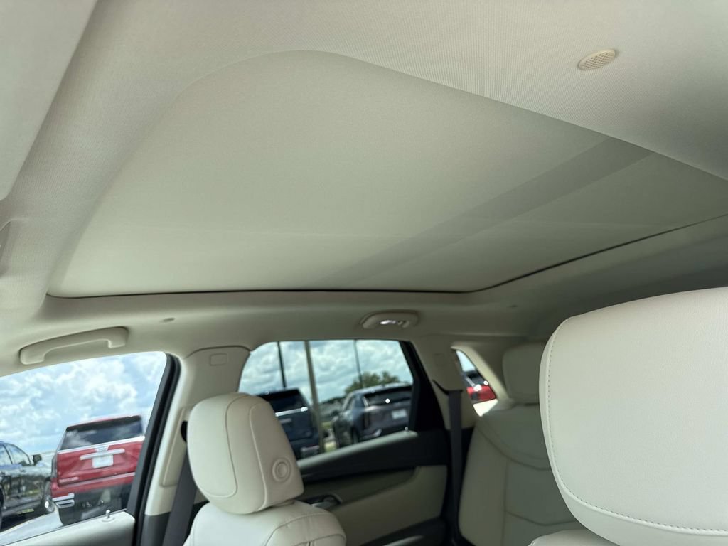 New 2026 Cadillac XT5 Premium Luxury FWD image 32
