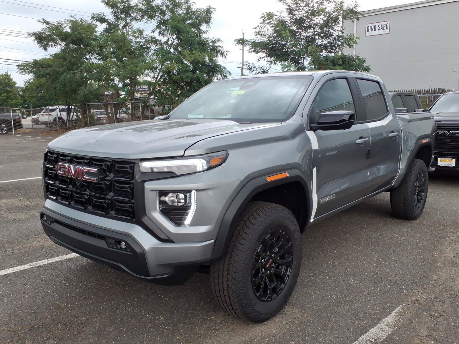 New 2026 GMC Canyon Elevation w/ Convenience Package AWD/4WD image 3