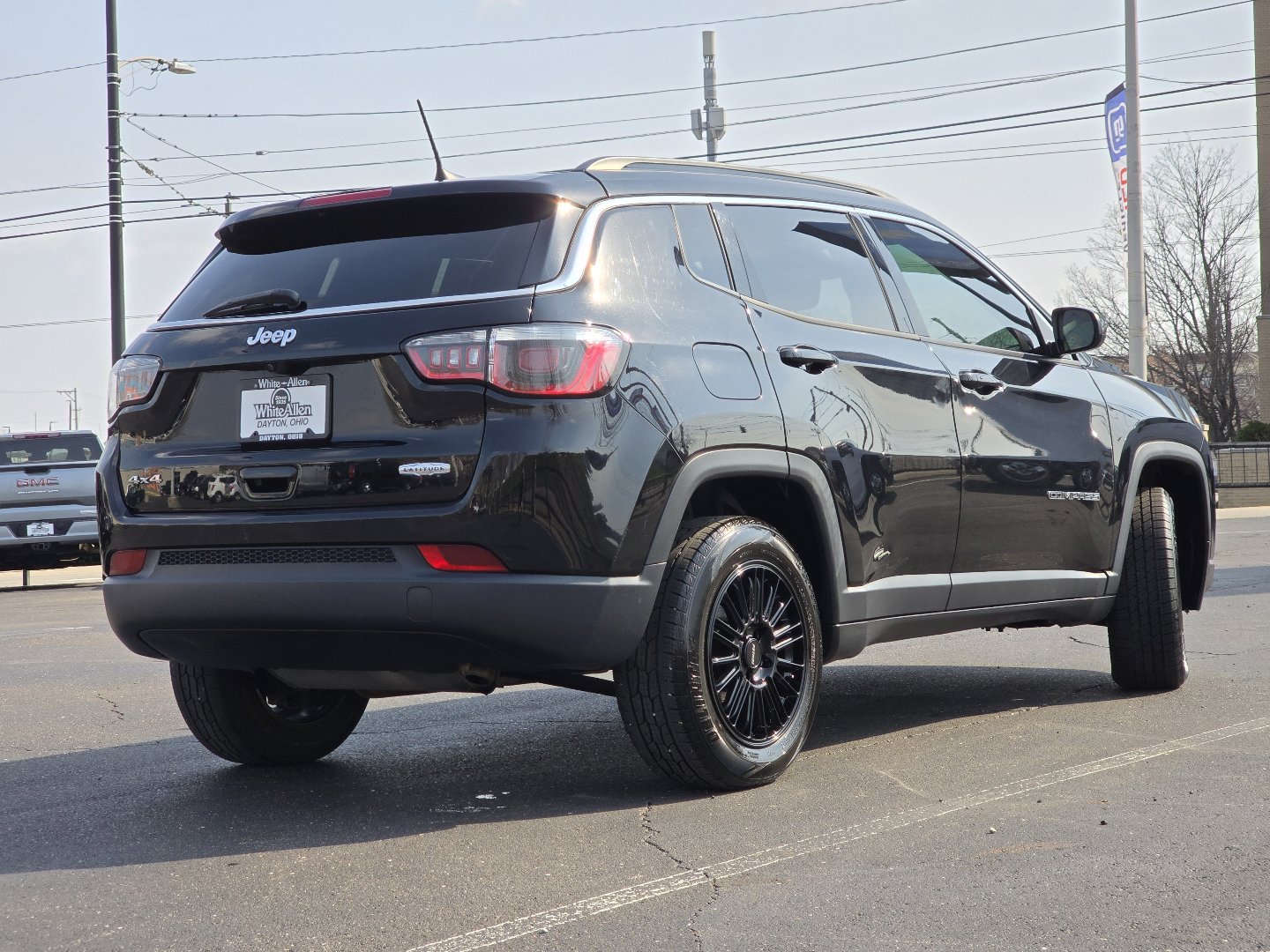 Used 2019 Jeep Compass Latitude w/ Cold Weather Group image 22