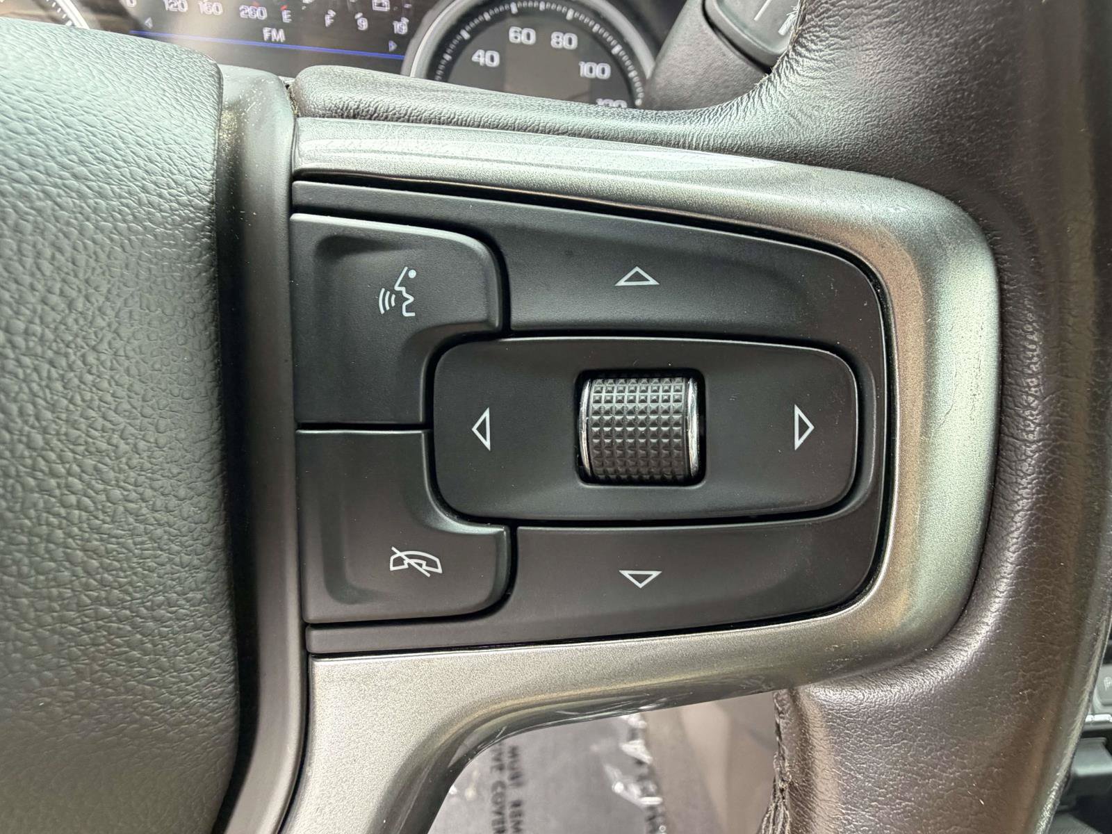 Used 2021 Chevrolet Silverado 1500 LTZ w/ LTZ Premium Package AWD/4WD image 16