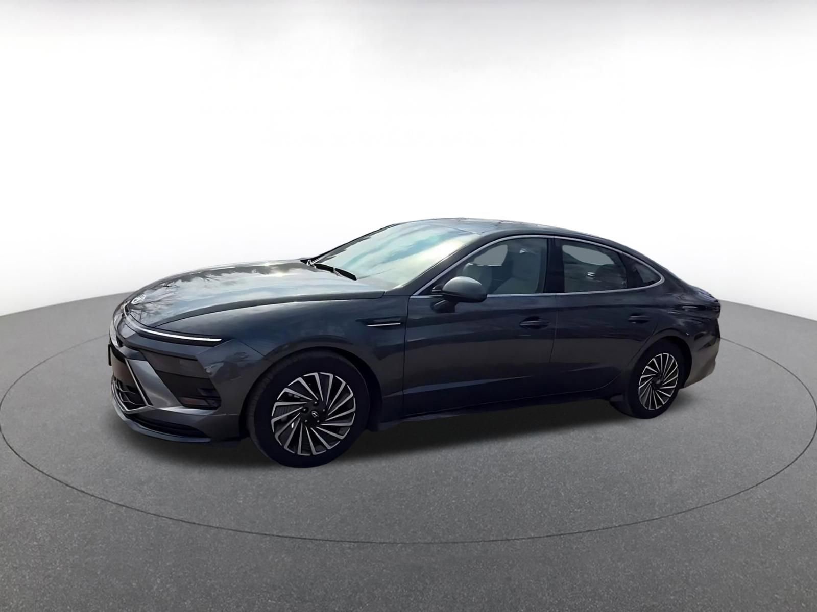 Used 2025 Hyundai Sonata SEL FWD image 9