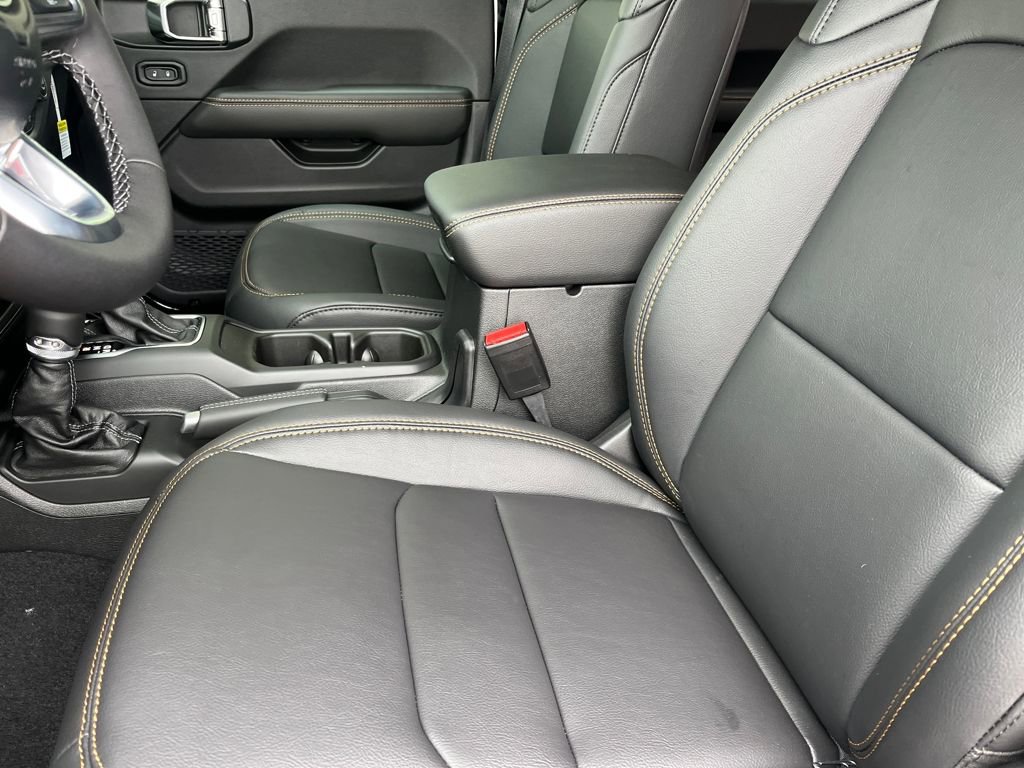 New 2025 Jeep Wrangler Sahara image 16