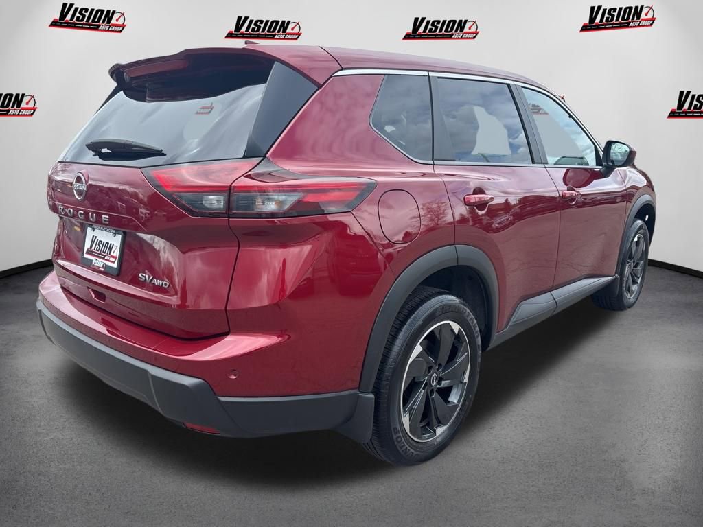 Used 2024 Nissan Rogue SV AWD/4WD image 5
