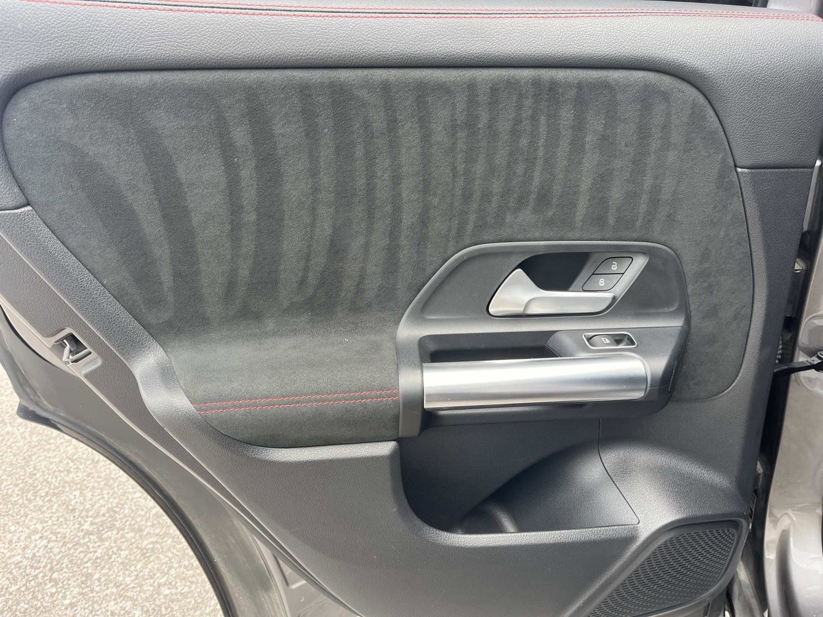 Certified 2022 Mercedes-Benz GLA 250 image 15