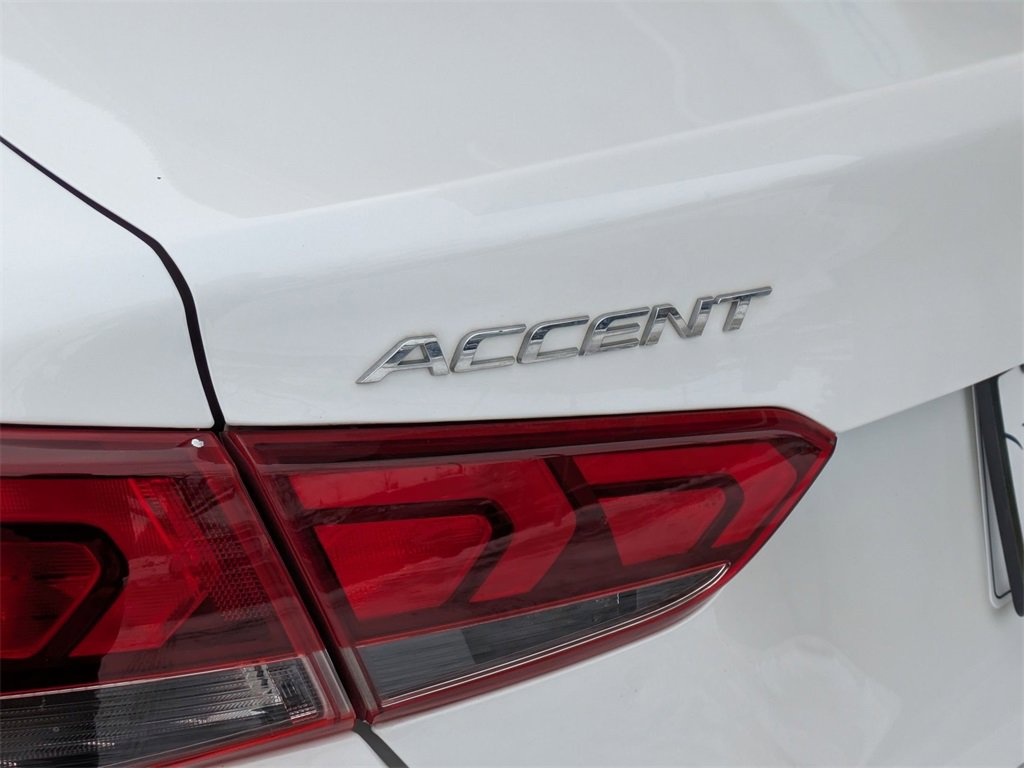 Used 2019 Hyundai Accent SE image 14