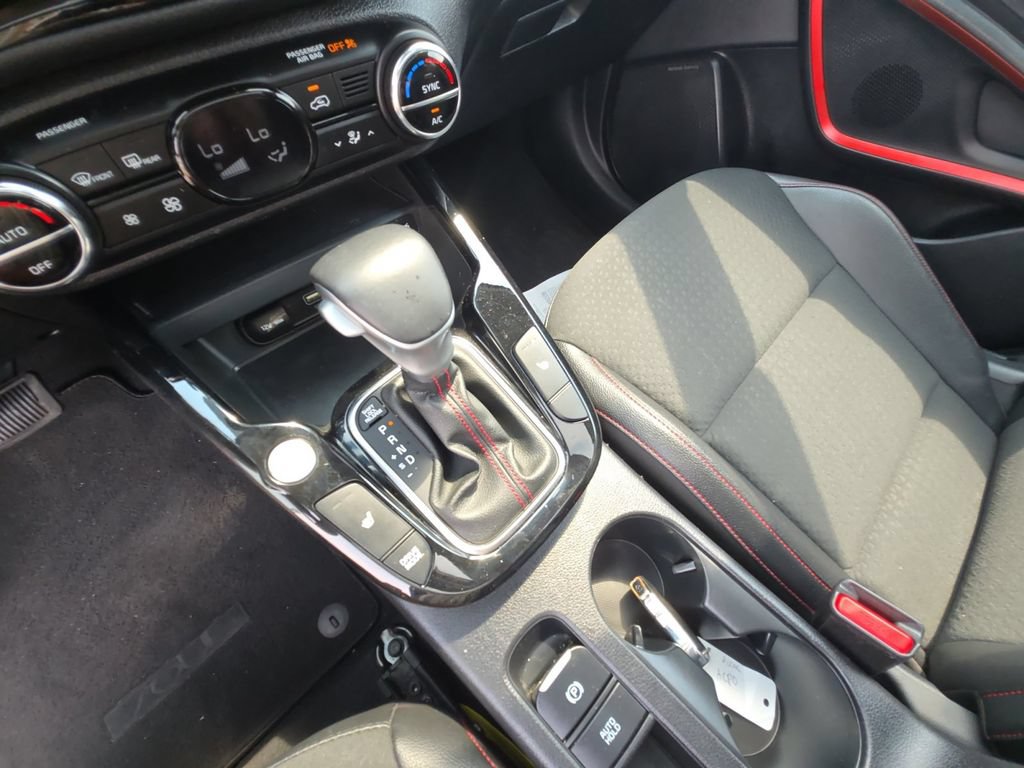 Used 2024 Kia Soul GT-Line w/ Option Group 020 FWD image 18