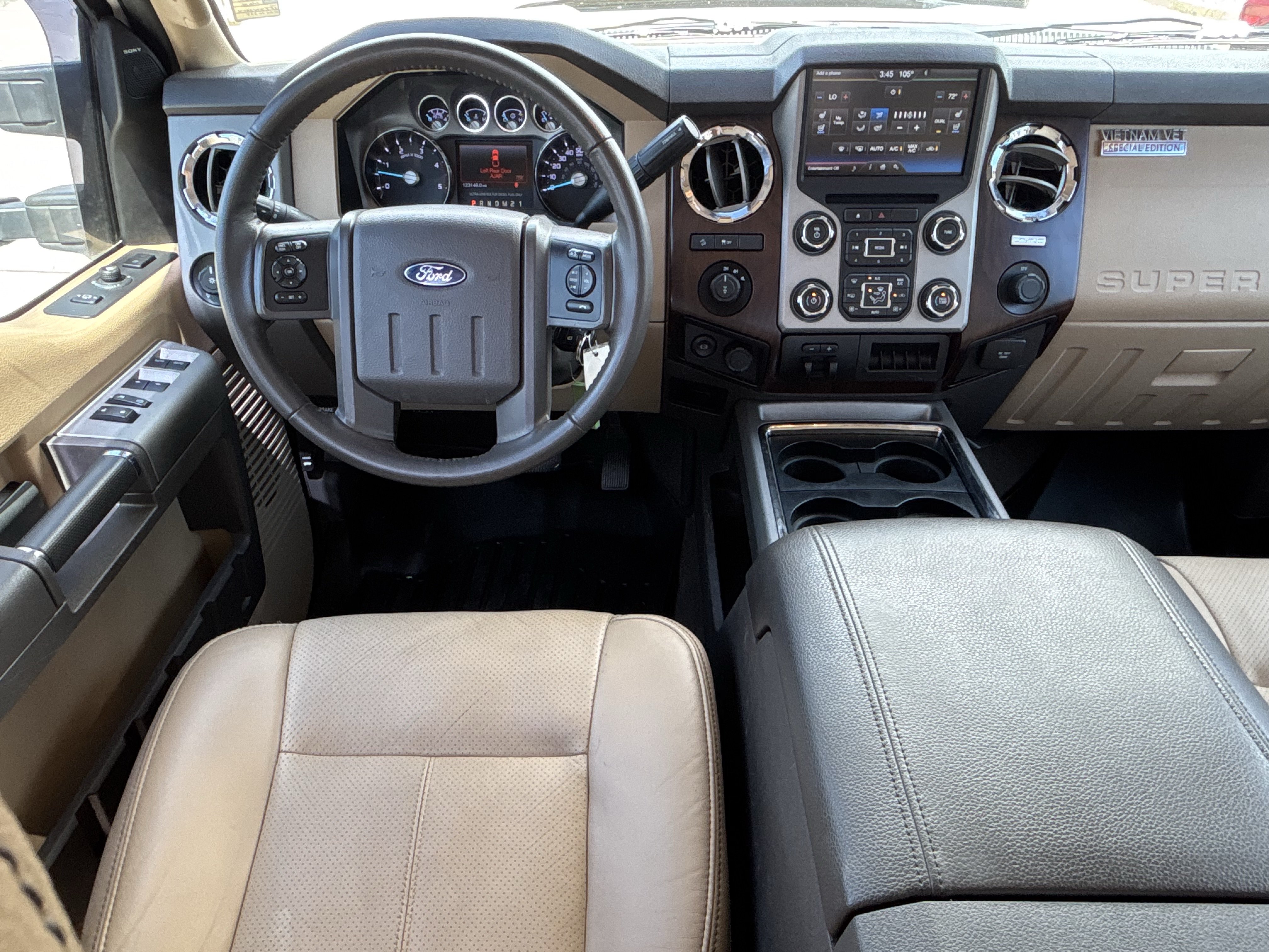 Used 2016 Ford F250 Lariat w/ Lariat Ultimate Package AWD/4WD image 16