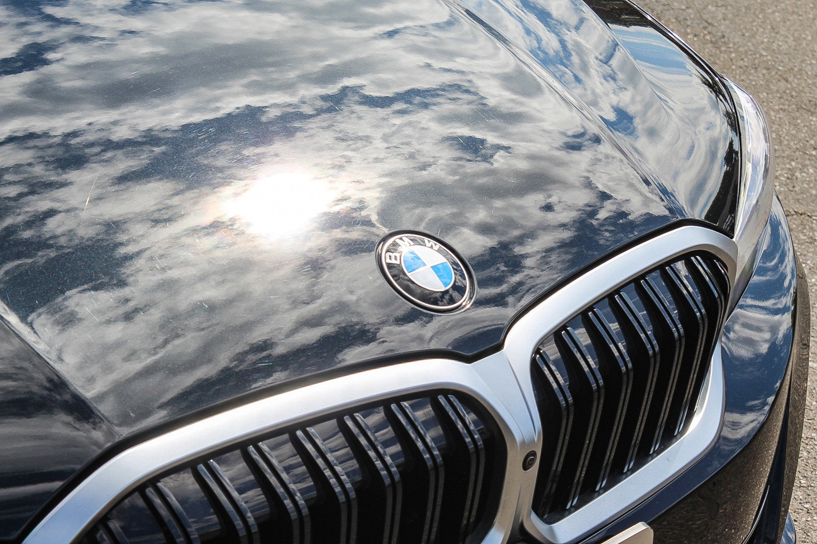 Certified 2025 BMW 330i Sedan image 9