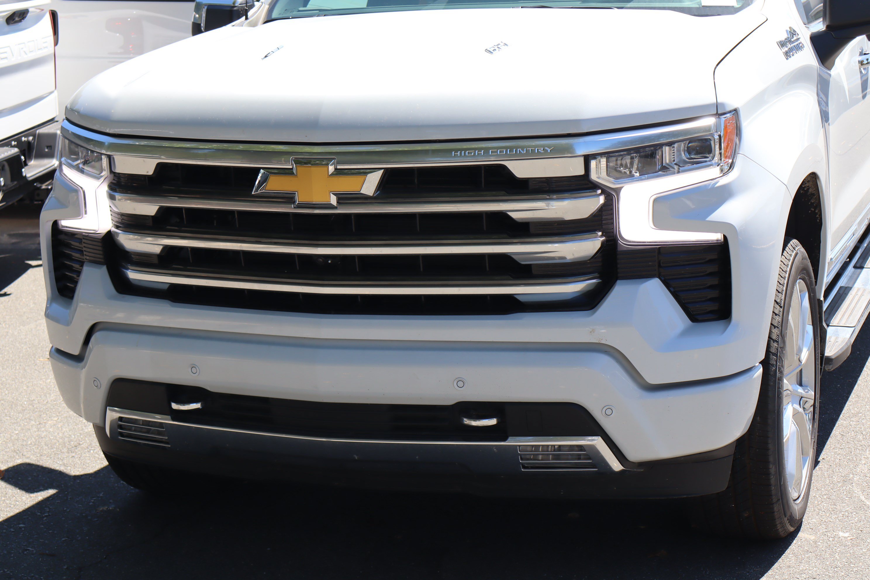 New 2026 Chevrolet Silverado 1500 High Country w/ High Country Premium Package AWD/4WD image 5