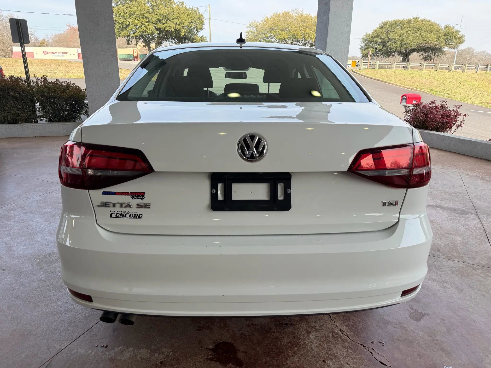 Used 2016 Volkswagen Jetta SE image 5