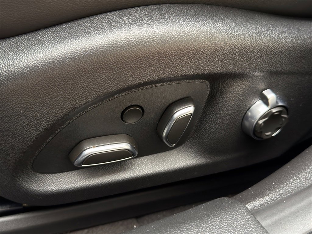 Used 2023 Cadillac CT4 V Blackwing w/ Driver Assist Package image 24