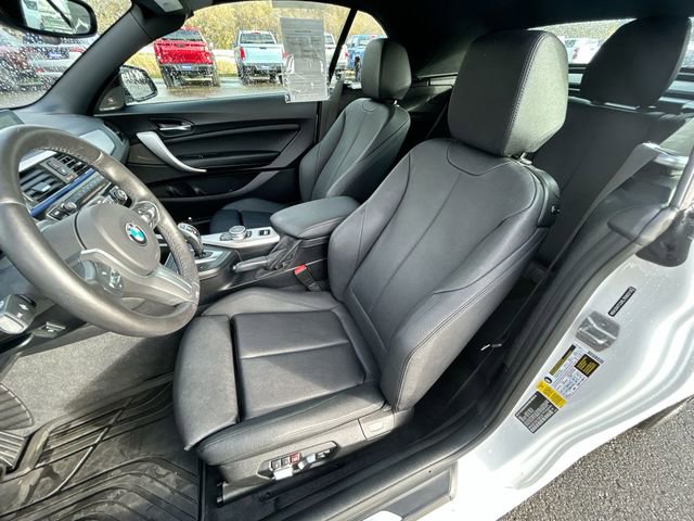 Used 2020 BMW 230i Convertible w/ M Sport Package image 19