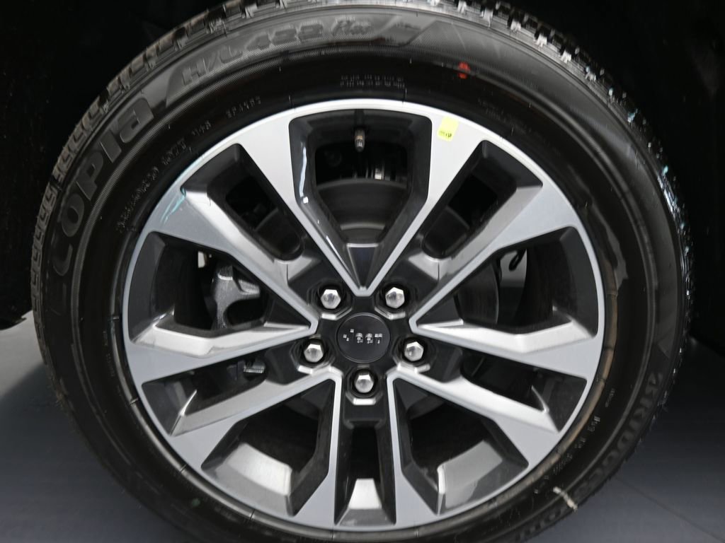 New 2025 Jeep Grand Cherokee L Overland AWD/4WD image 39