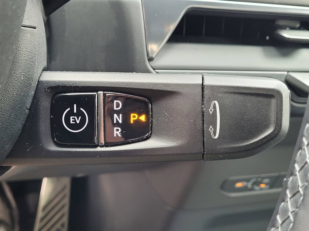 Used 2025 Kia EV9 GT-Line AWD/4WD image 15
