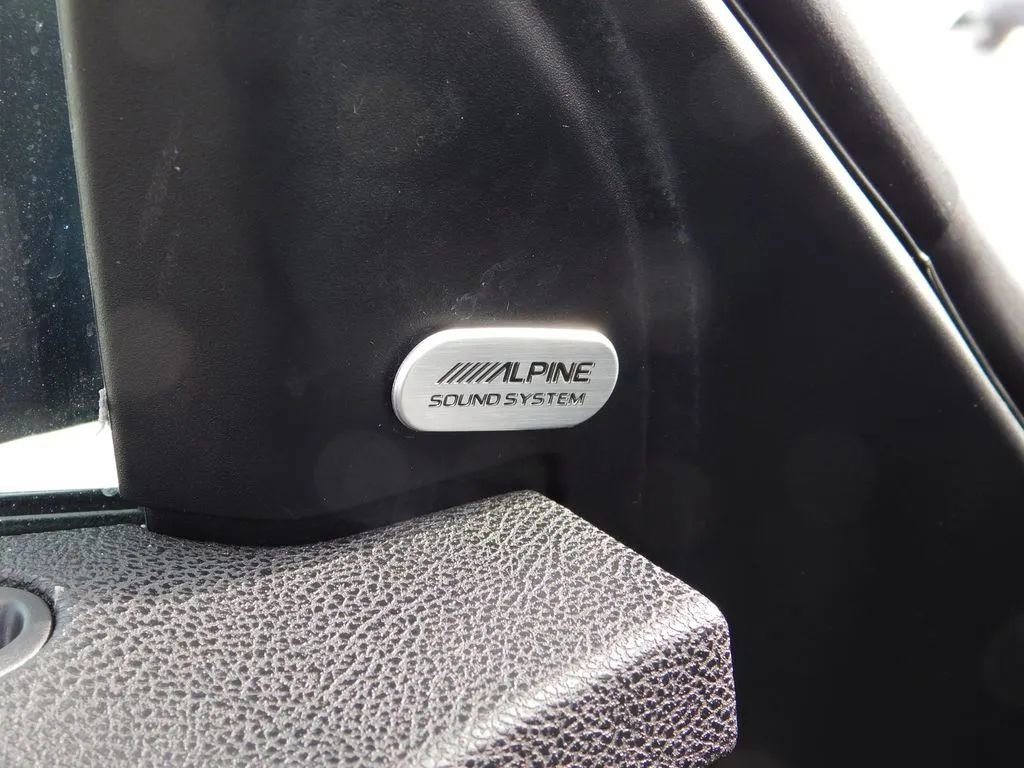 Used 2021 Chrysler 300 S w/ S Model Appearance Package image 16