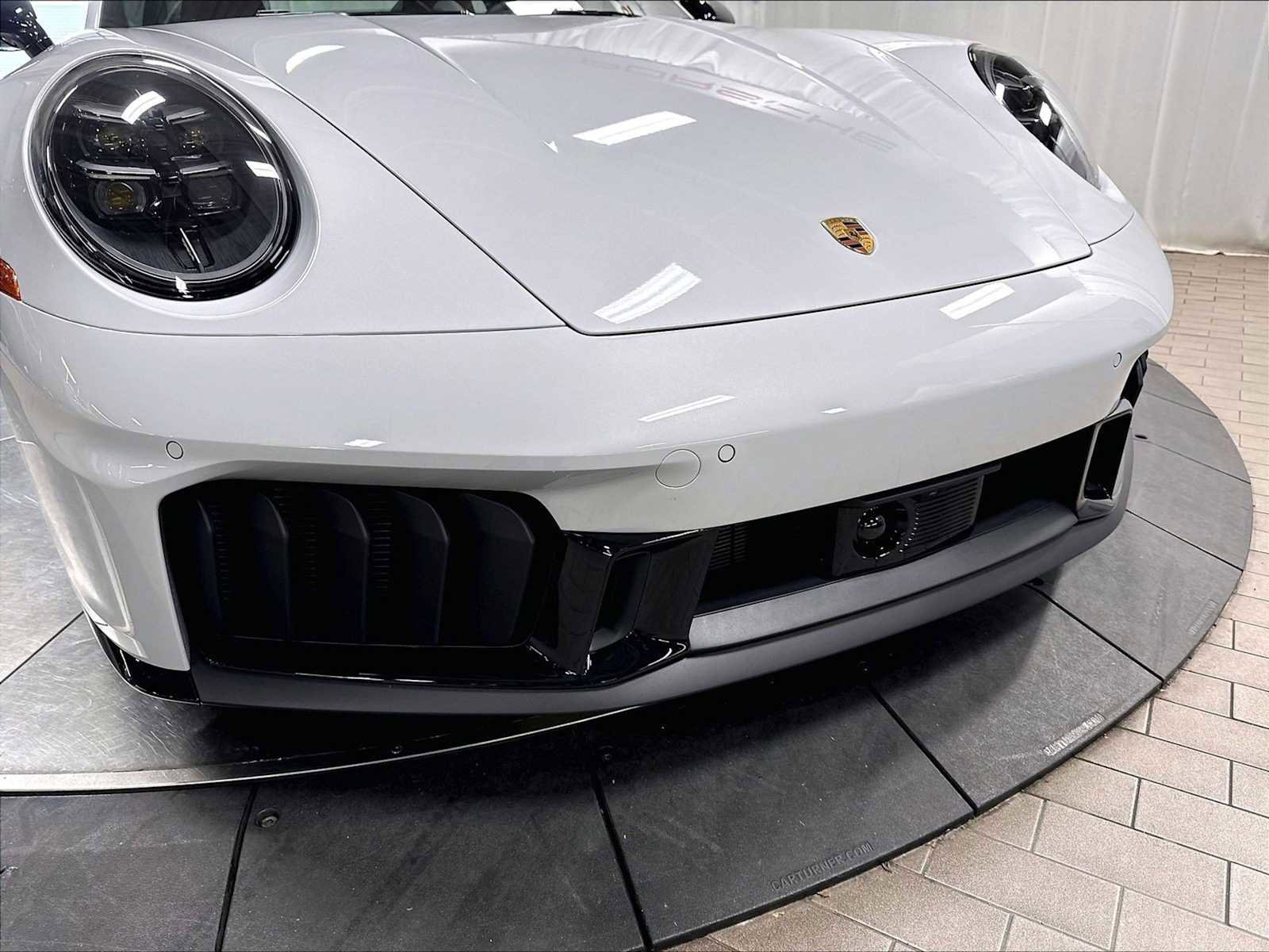 Used 2026 Porsche 911 Carrera GTS RWD image 31