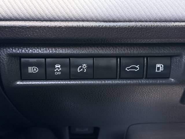 Used 2025 Toyota Camry SE w/ Multimedia Upgrade Package FWD image 21