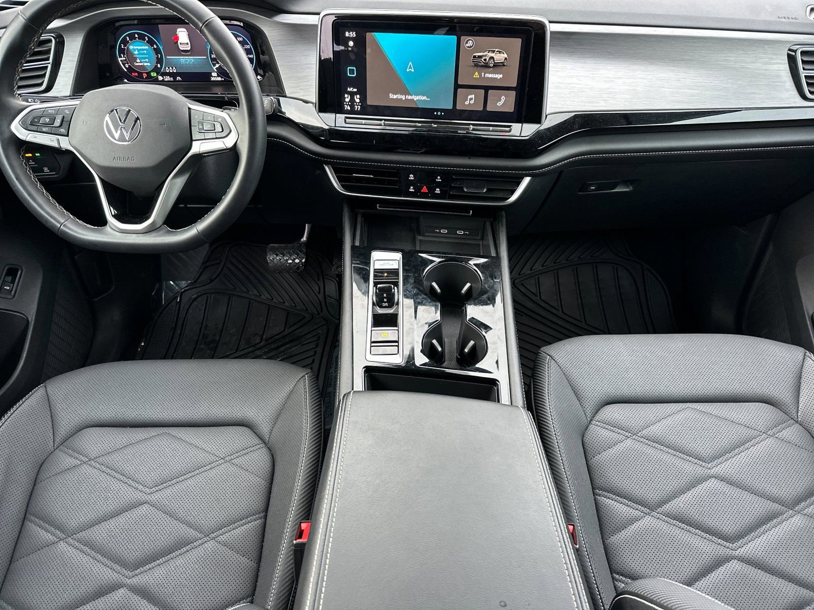 Used 2024 Volkswagen Atlas Cross Sport SE image 12