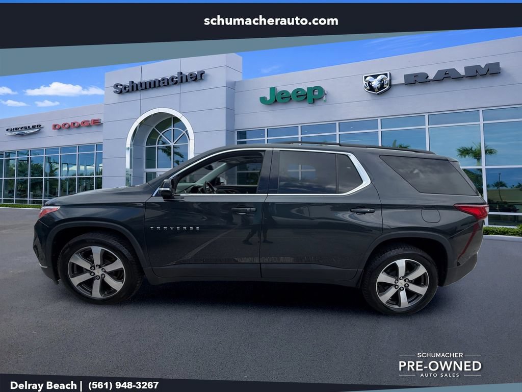 Used 2019 Chevrolet Traverse LT w/ LT Premium Package FWD image 4