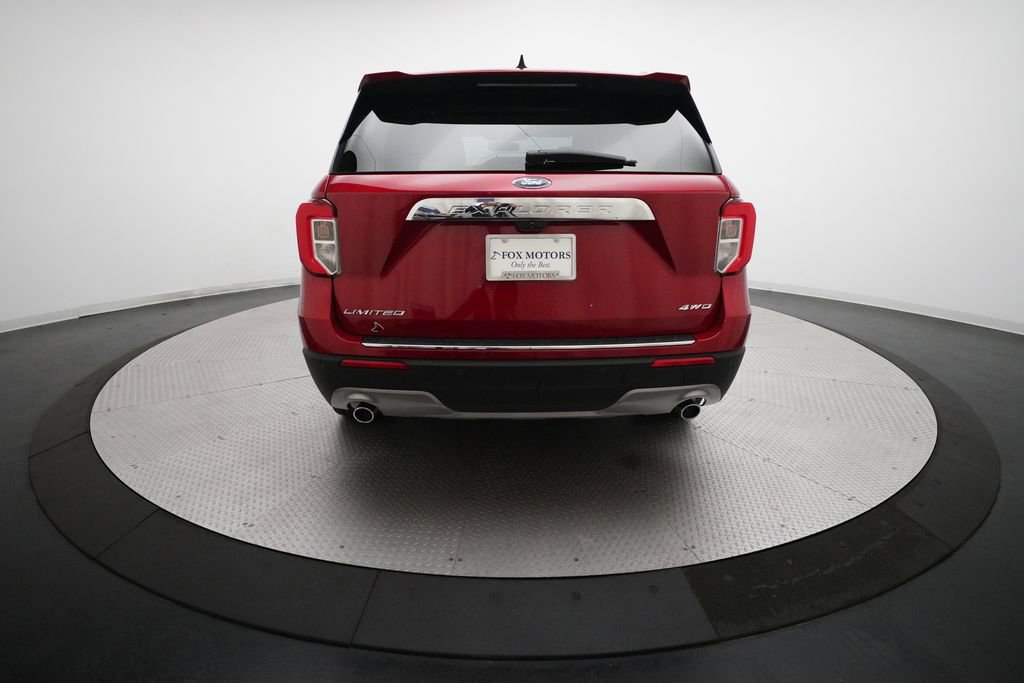 Used 2023 Ford Explorer Limited w/ Equipment Group 301A AWD/4WD image 26