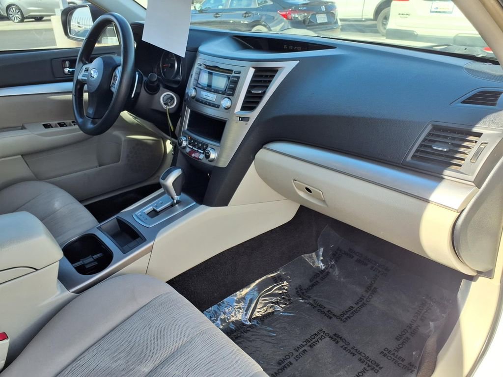 Used 2014 Subaru Outback 2.5i w/ Alloy Wheel Package image 18