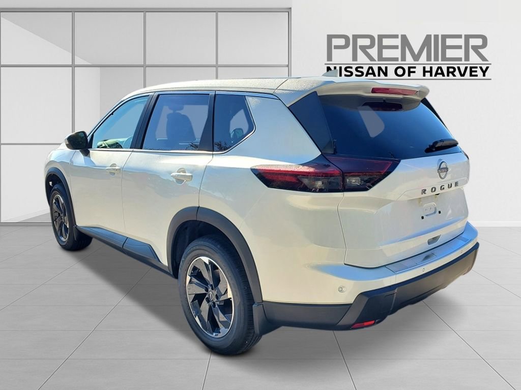 New 2026 Nissan Rogue SV w/ Cold Weather Package FWD image 6