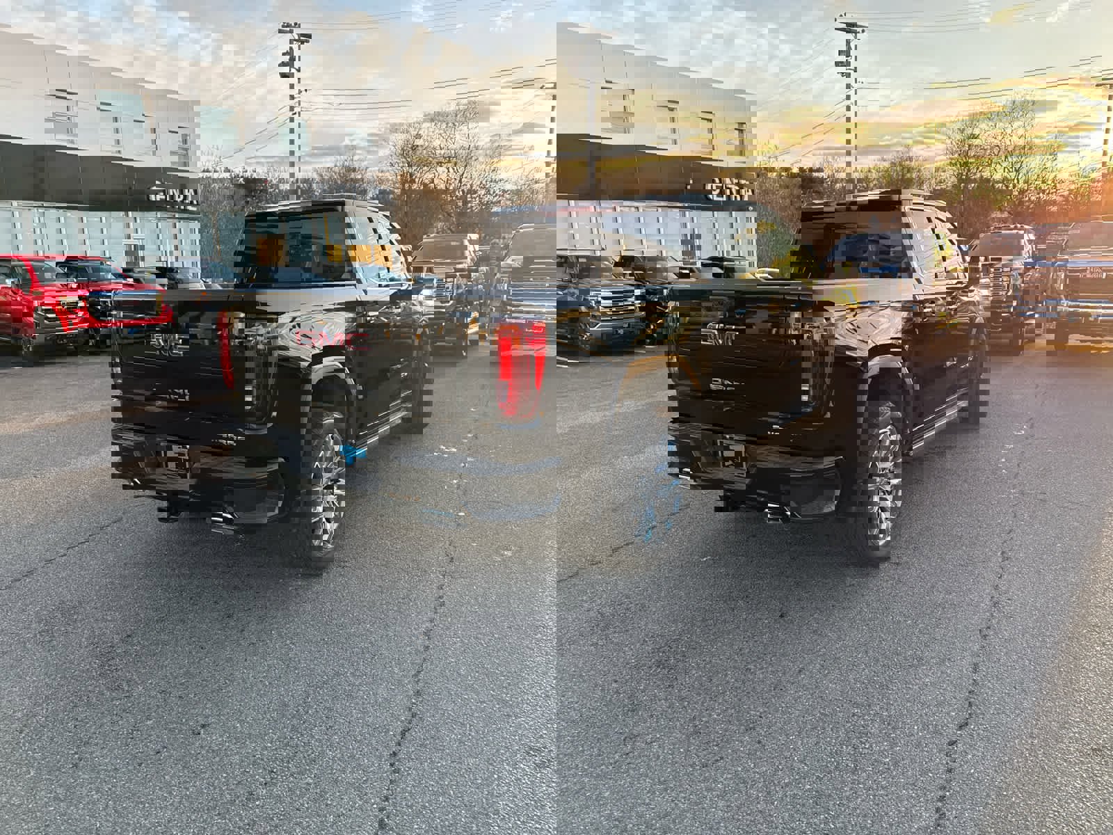 New 2026 GMC Sierra 1500 Denali w/ Denali Reserve Package image 7