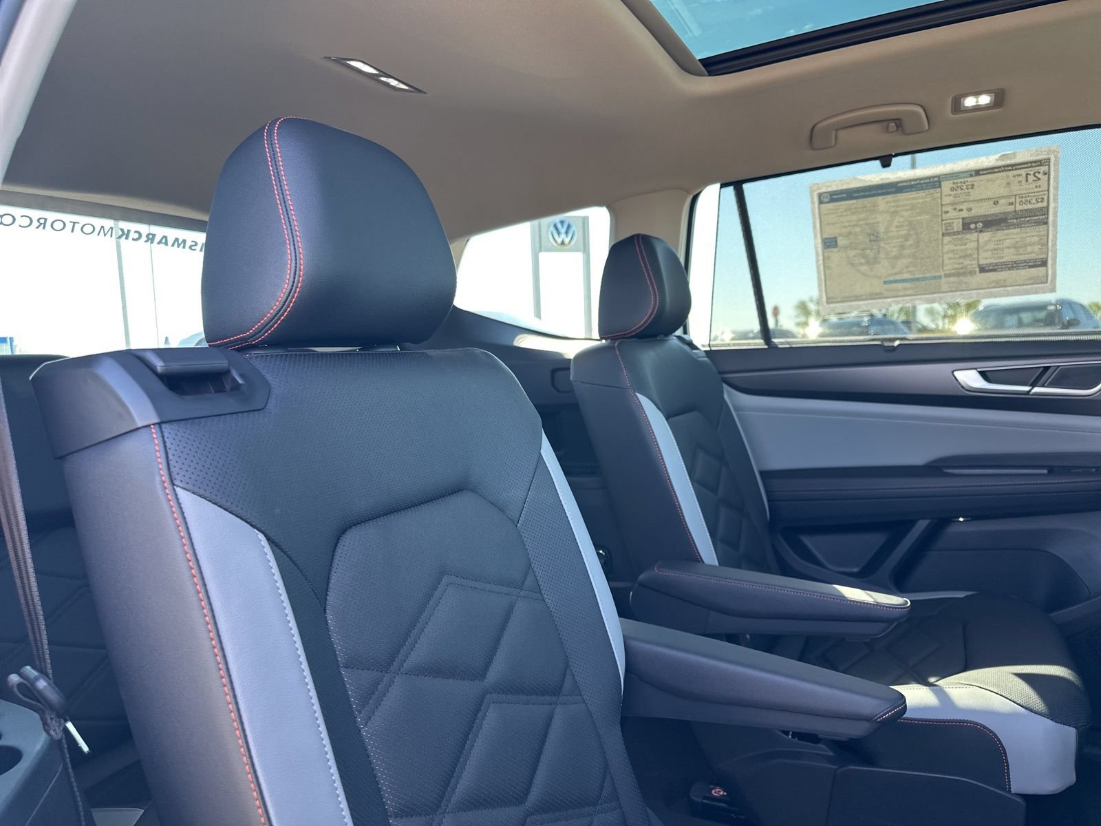 New 2026 Volkswagen Atlas Peak Edition AWD/4WD image 35