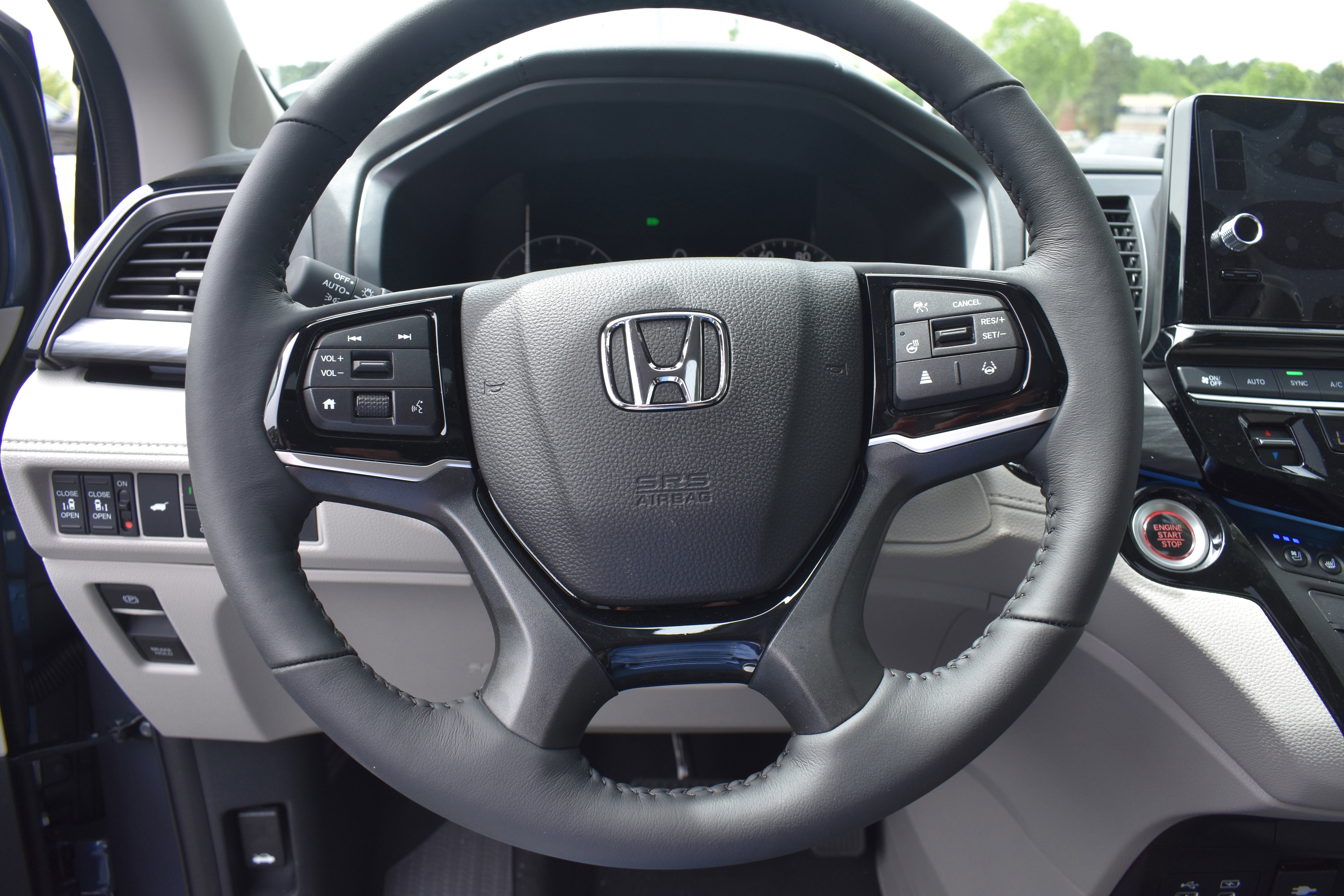 New 2026 Honda Odyssey Elite image 12
