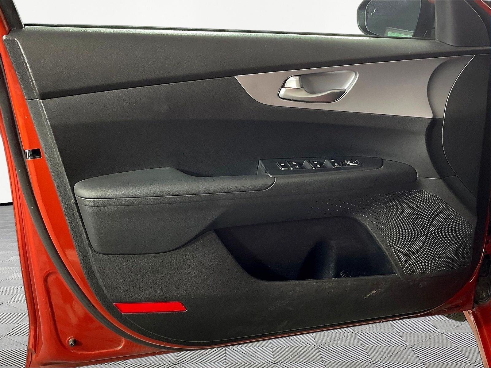 Certified 2023 Kia Forte LXS w/ LXS Technology Package FWD image 20