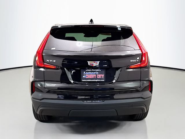 Used 2024 Cadillac XT4 Luxury FWD image 6