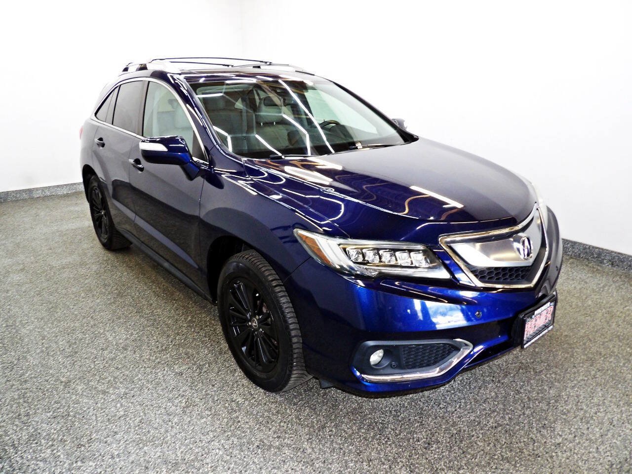 Used 2016 Acura RDX w/ Advance Package AWD/4WD image 3