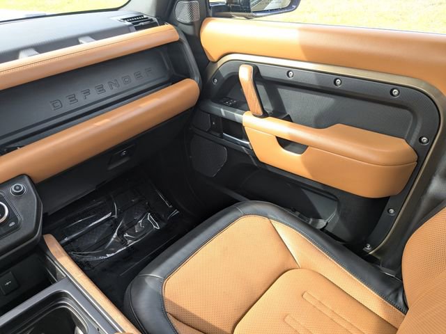 Certified 2020 Land Rover Defender 110 X AWD/4WD image 15