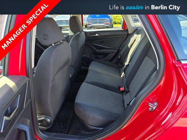 Used 2021 Volkswagen Jetta S image 17