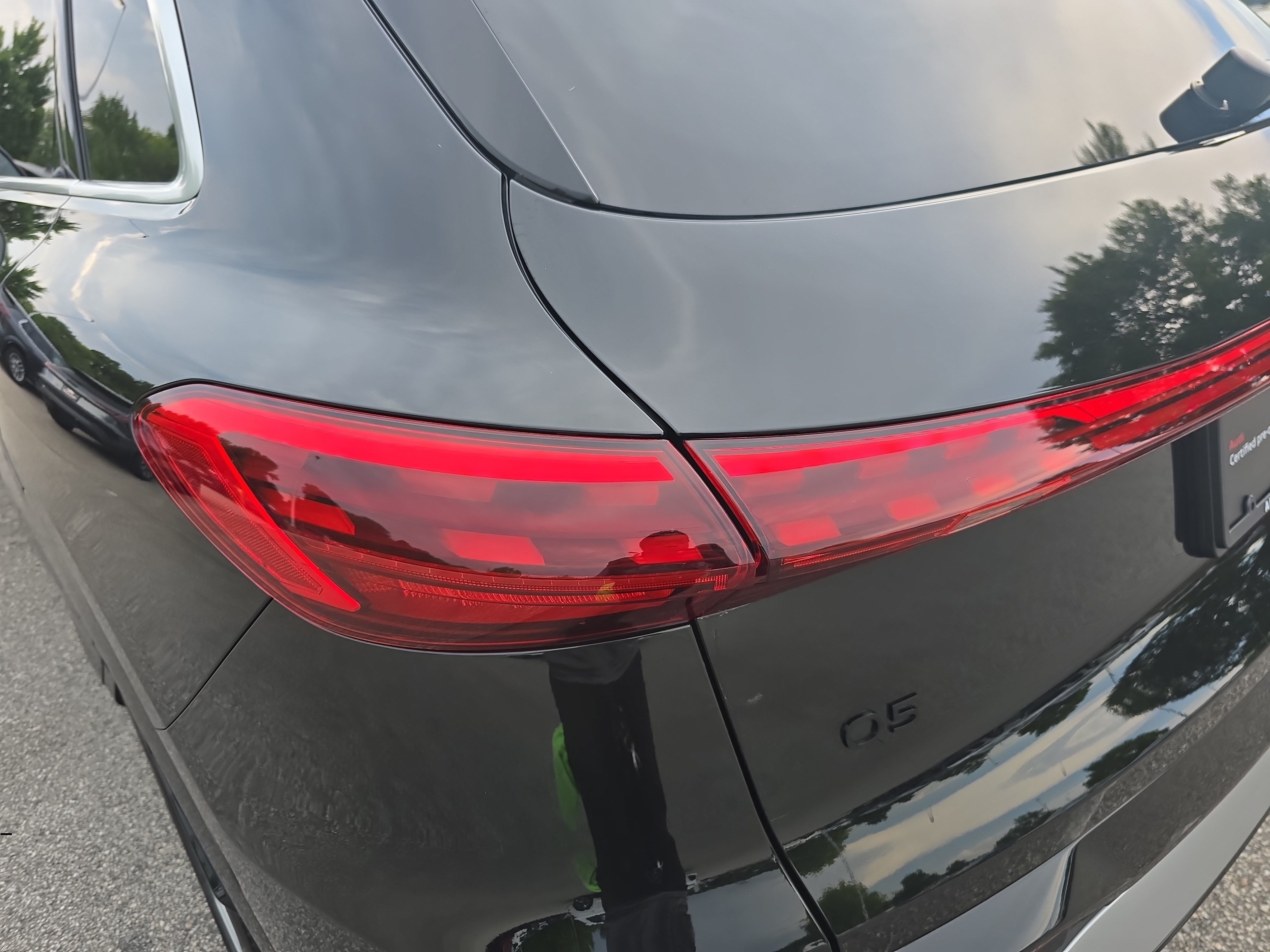 Certified 2025 Audi Q5 Premium Plus w/ Premium Plus AWD/4WD image 31