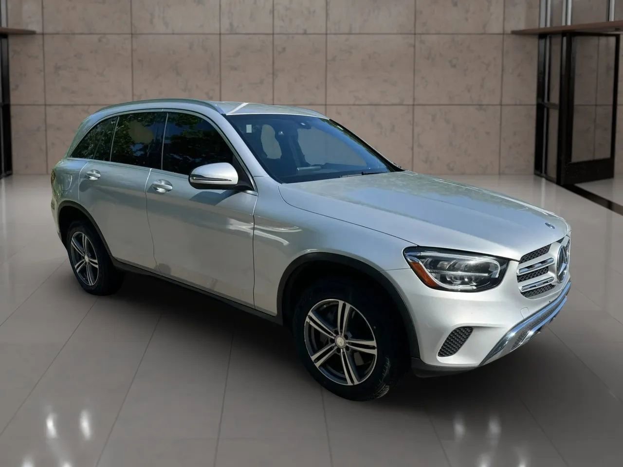Used 2020 Mercedes-Benz GLC 300 image 8