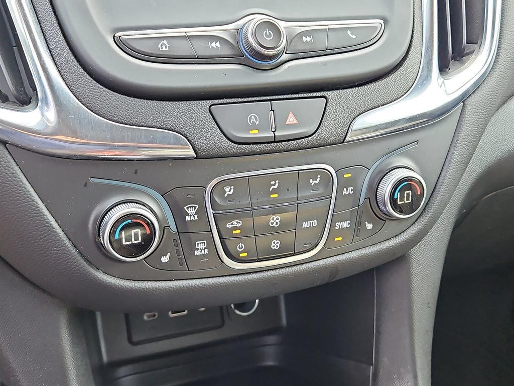 Used 2024 Chevrolet Equinox LT FWD image 33