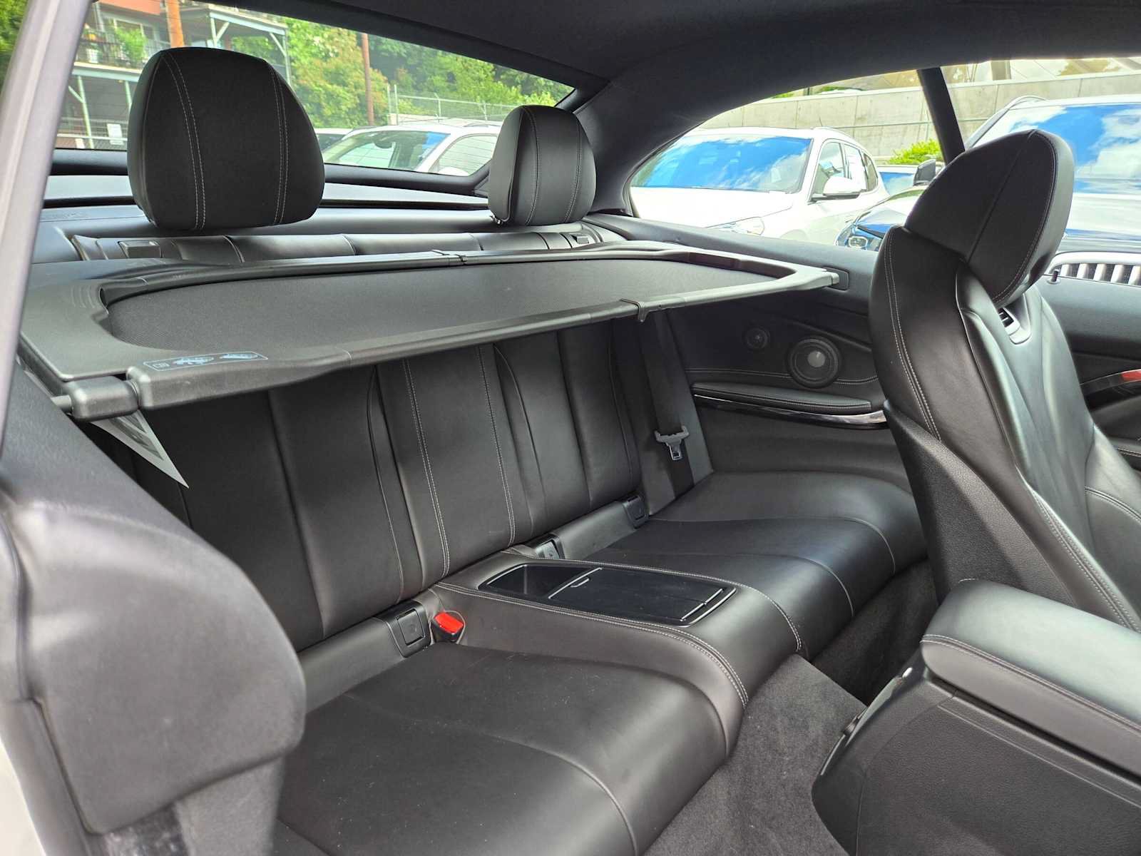 Used 2020 BMW M4 Convertible RWD image 12