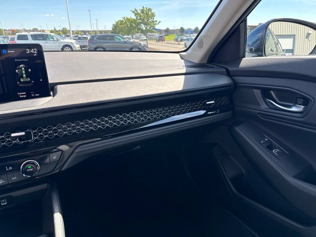 Used 2024 Honda Accord EX-L image 27