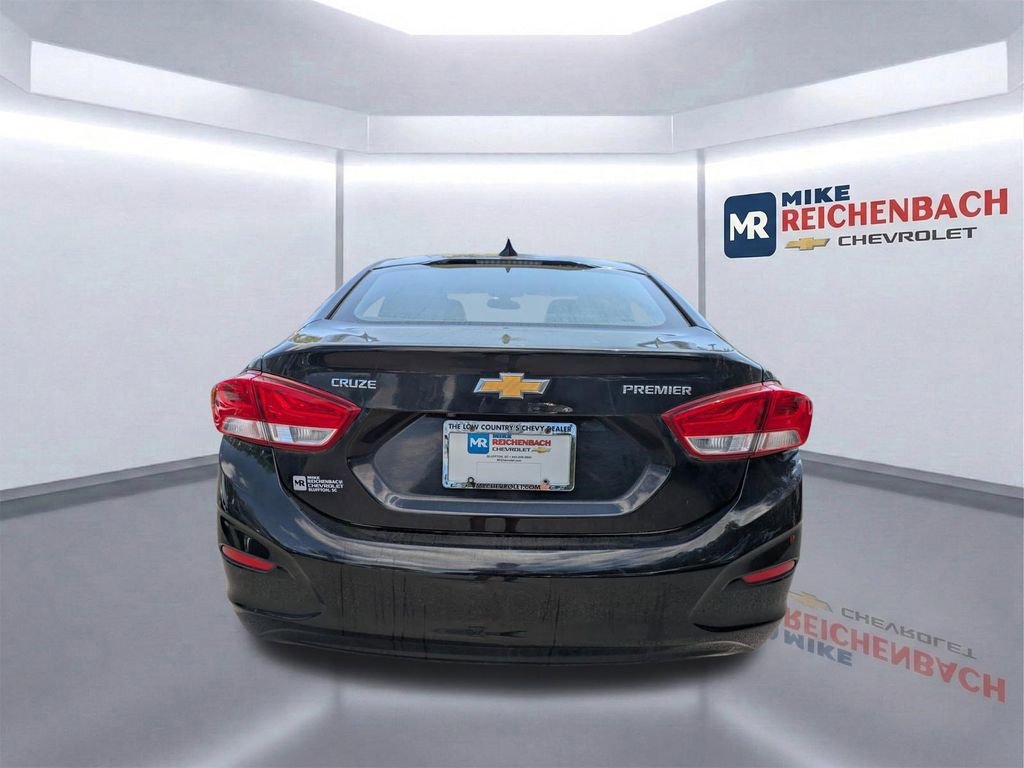 Used 2019 Chevrolet Cruze Premier image 5