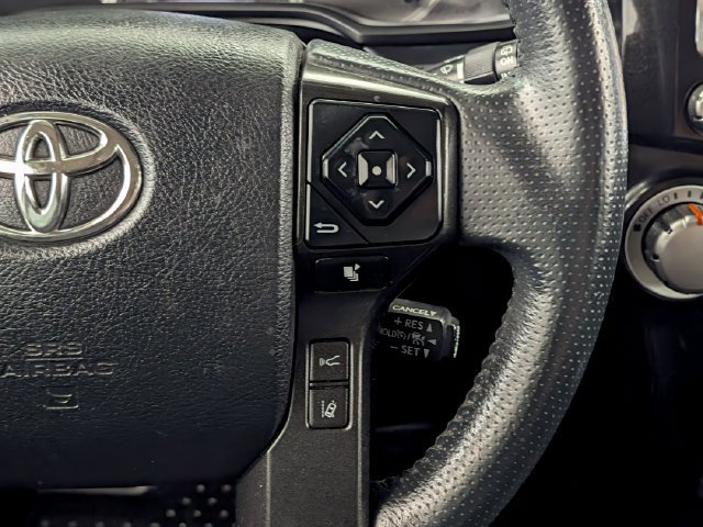 Used 2021 Toyota 4Runner Venture w/ Moonroof Package AWD/4WD image 23