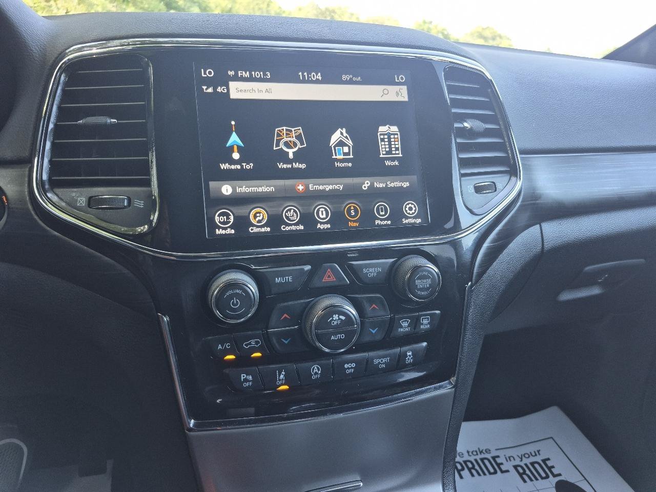 Used 2022 Jeep Grand Cherokee Laredo RWD image 23
