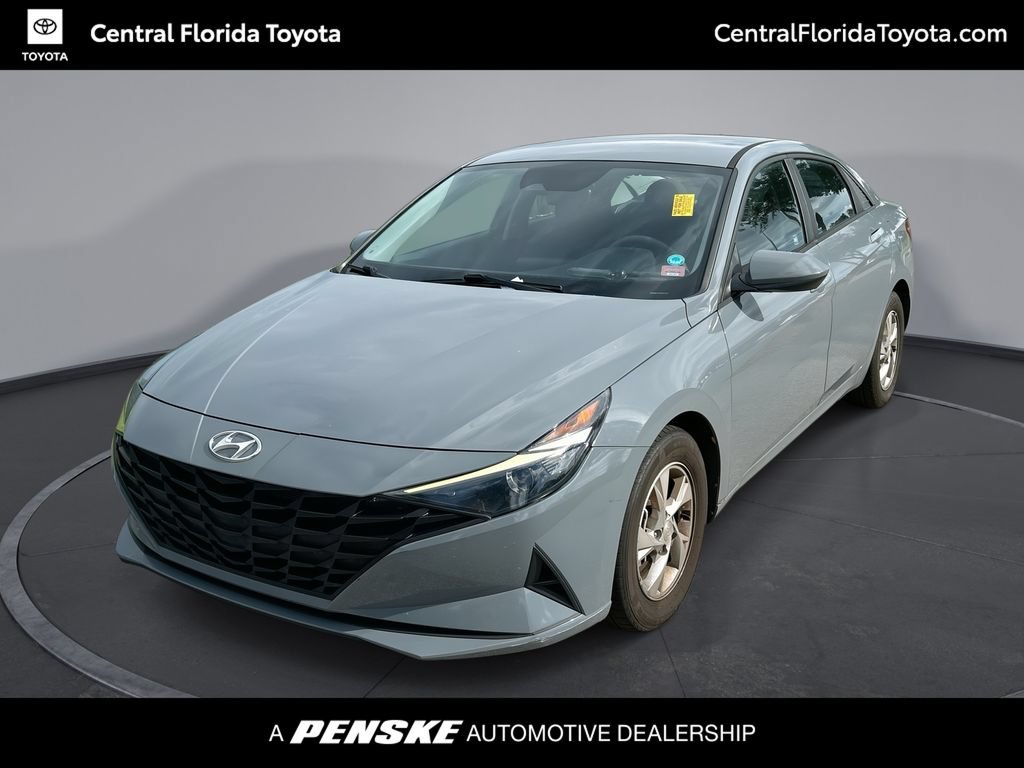 Used 2021 Hyundai Elantra SE FWD image 1