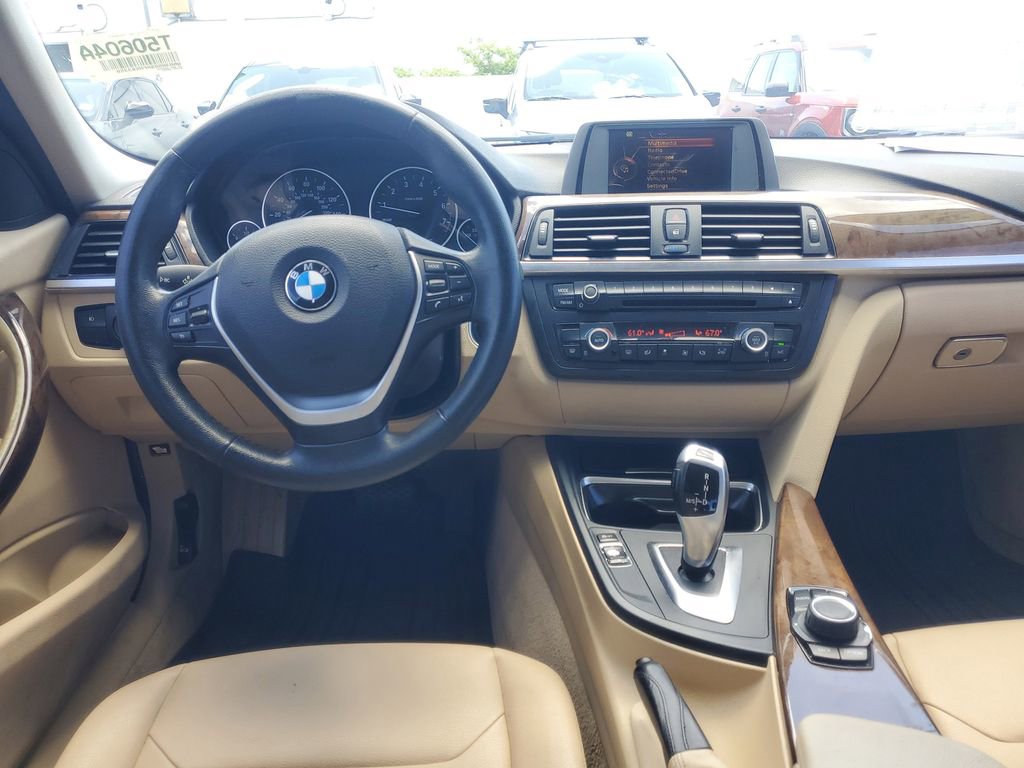 Used 2015 BMW 328i Sedan RWD image 9