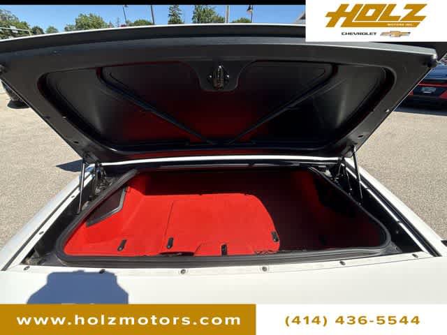 Used 2002 Chevrolet Corvette Convertible w/ Preferred Equipment Group2 RWD image 24