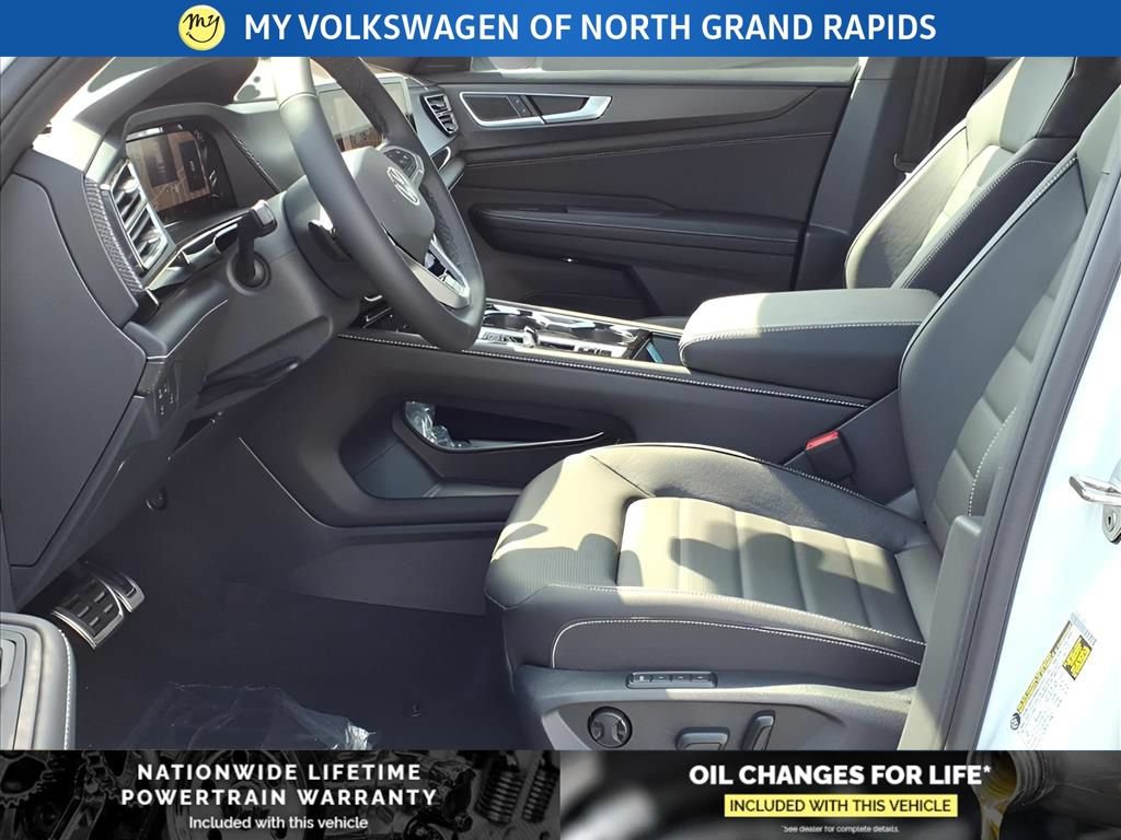 New 2026 Volkswagen Atlas Cross Sport SEL R-Line AWD/4WD image 6