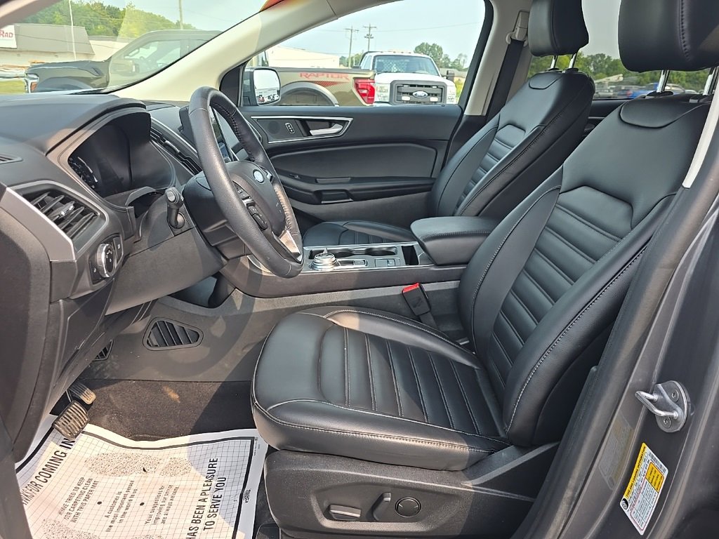 Used 2024 Ford Edge SEL image 13