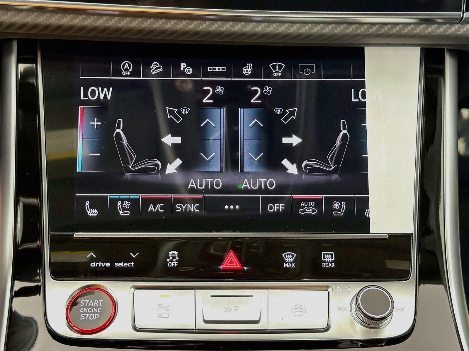 New 2026 Audi SQ8 Prestige AWD/4WD image 16